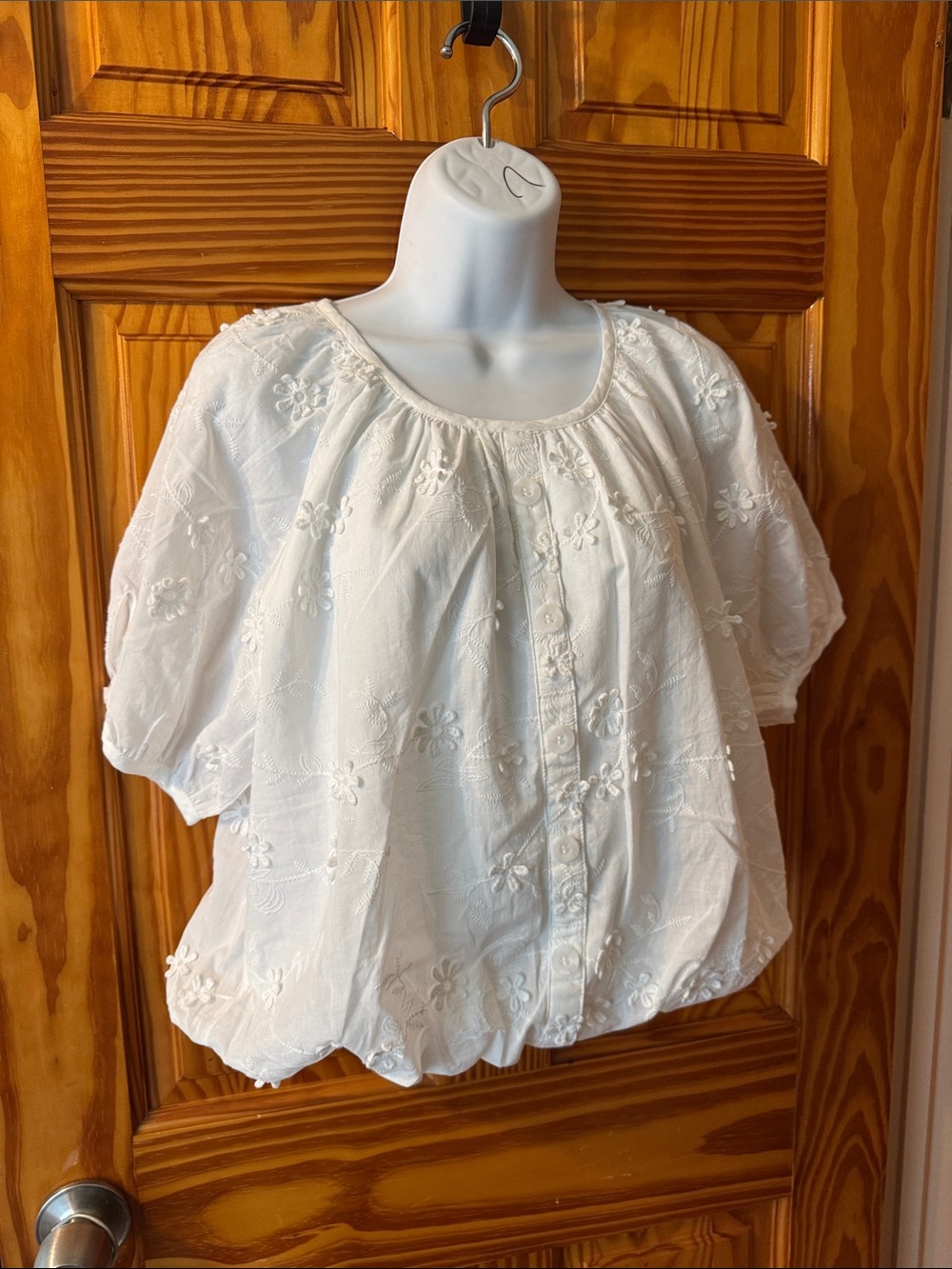 Jolie White Embroidered Peasant Button-Front Blouse. 100% cotton. Lightweight